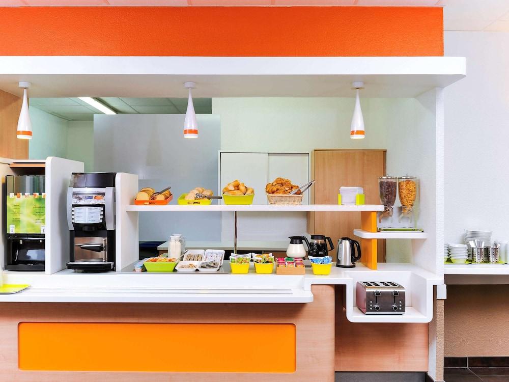 Ibis Budget Lille Gares Vieux-Lille Zewnętrze zdjęcie